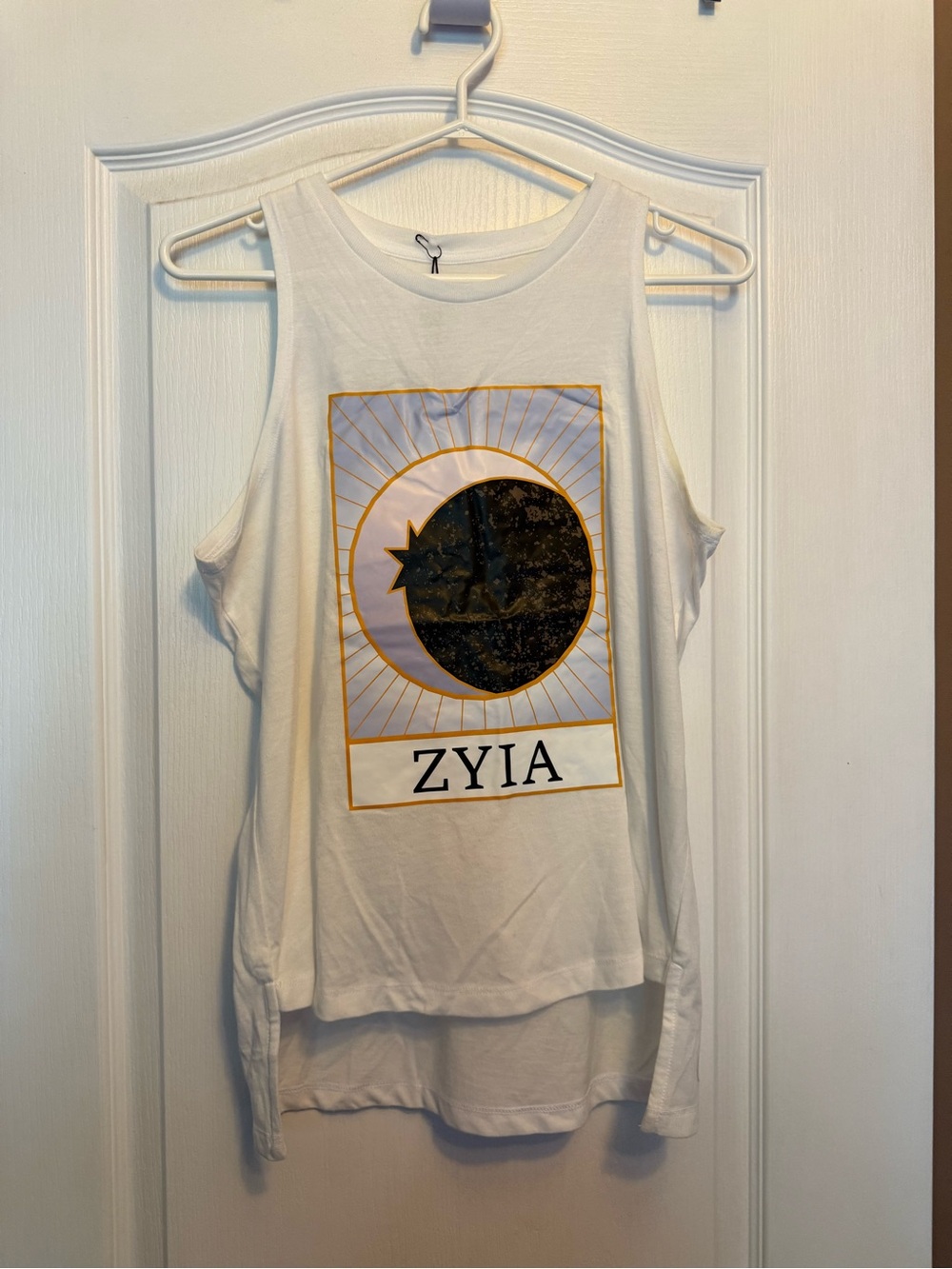 ZYIA Active White 2 Moons Graphic Tank Top - Size Small